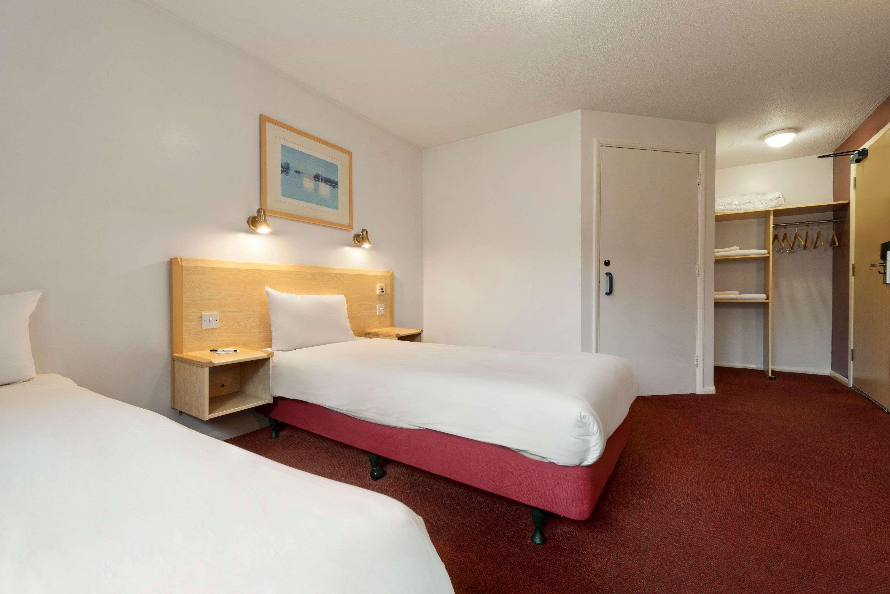 Days Inn Hotel Gretna Green Eksteriør bilde